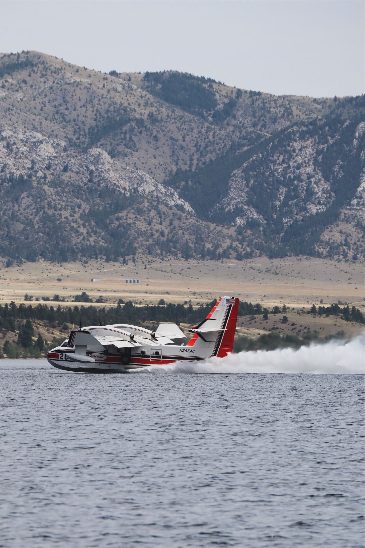 Water-dropping aircraft